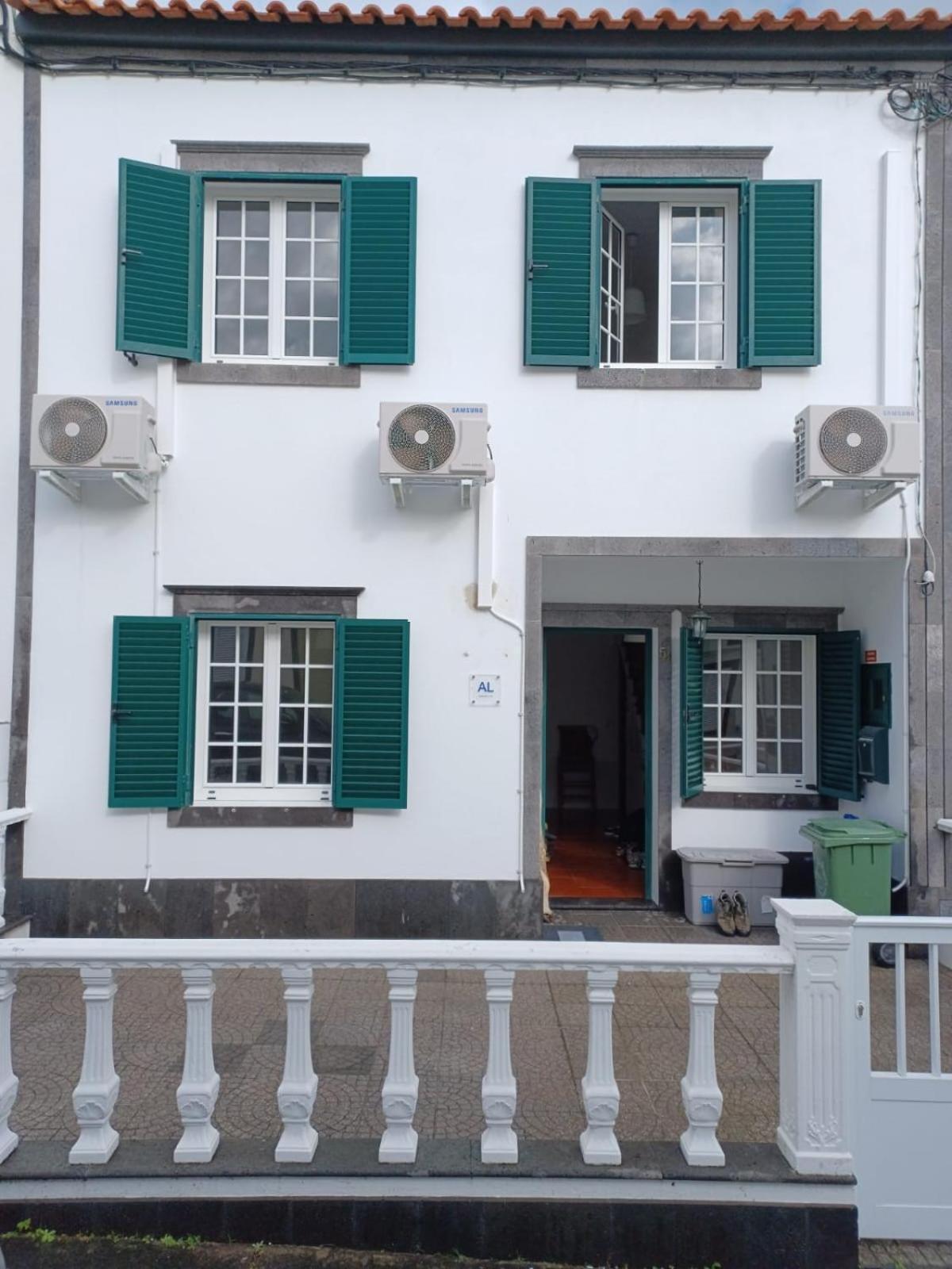 Espirito Azul Guest House - Rooms To Rent, 2 Minutes Walking From The Beach, Marina And Our Dive Center Vila Franca do Campo Eksteriør bilde