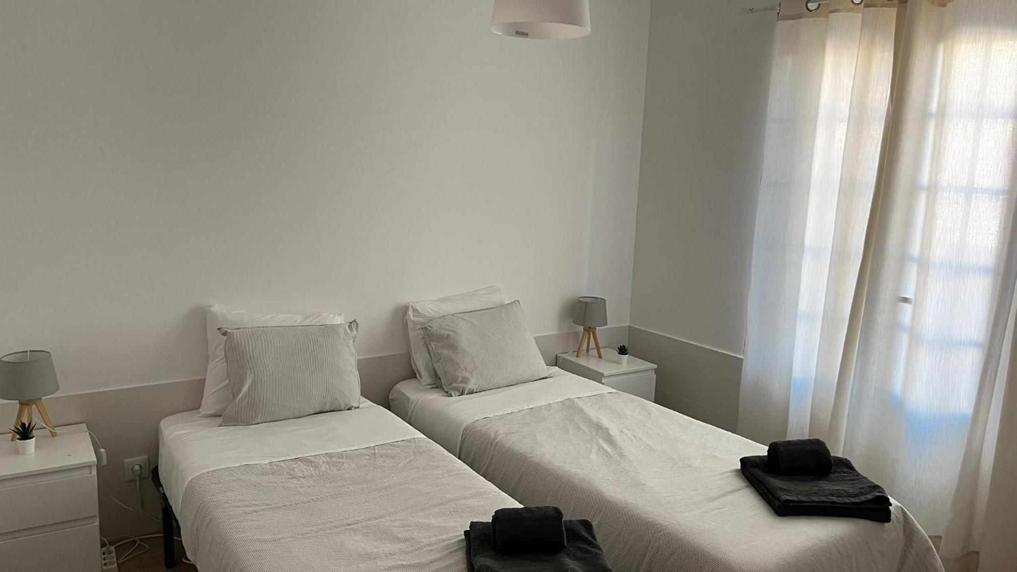 Espirito Azul Guest House - Rooms To Rent, 2 Minutes Walking From The Beach, Marina And Our Dive Center Vila Franca do Campo Eksteriør bilde